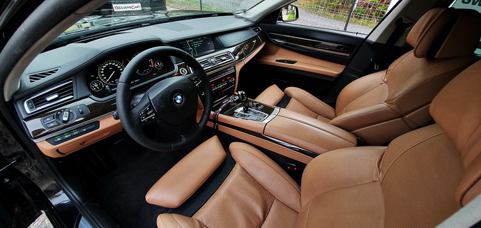 BMW Seria 7 • 2012 r. • Diesel • JASZCZUR TRANS CHOJNÓW