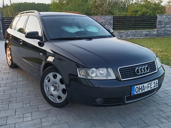 Audi A4 • 2001 r. • Diesel • vaoel Toruń